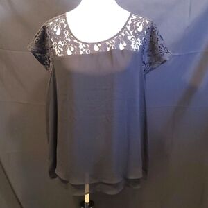 Torrid Lace and Solid Flowy Top SZ 2X